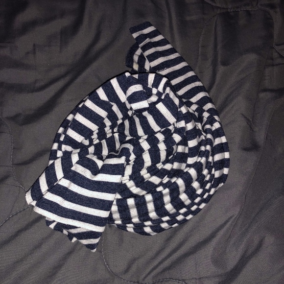 Aeropostale Striped Scarf - Picture 2 of 2